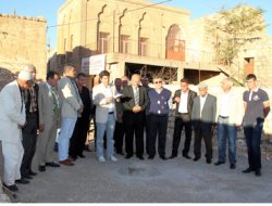 Sınıra örülen duvara STK'lardan tepki