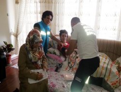 Diyarbakır'da evde sağlık hizmeti devam ediyor