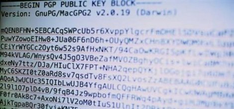 'Devlet gazetecilerin yazışmalarını takip ediyor'