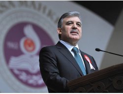 Gül "Yeni Anayasa Esnek Ve Özgürlükçü Olmalı"