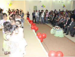 Peygamberler Şehrinde Çocuklara Dans ve Defile Gösterisi