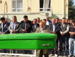 Sınırdan gelen havanla ölen Akgül toprağa verildi