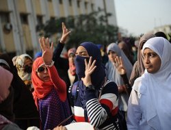 Ezher Üniversitesi`nde 6 gözaltı