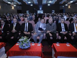 Öğrenciler, Sağlıkta Profesyonelleşme olgusunda yer almalı