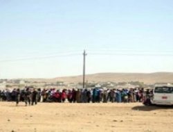 Suriye`de Bin 800 Sivil Tahliye Edildi