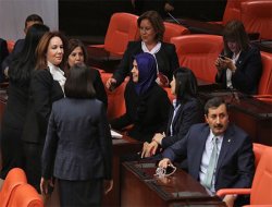 Başörtülü milletvekilleri Genel Kurul'da