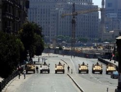 Tahrir`e Açılan Tüm Yollar Kapatıldı