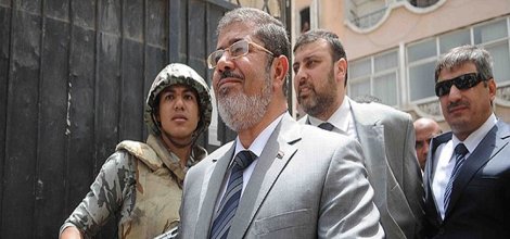 Mursi savunma heyetiyle görüşecek