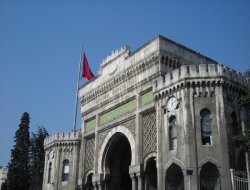 Emekliler de artık üniversiteli olabilecek