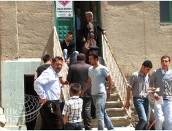 Cami Çıkışında Nur Ahmed(sav) 'in Mevlidine Davet