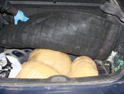 Bingöl'de 15 kilo esrar ele geçirildi