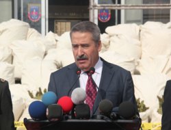 Diyarbakır'da 3 milyar TL değerinde esrar ele geçirildi