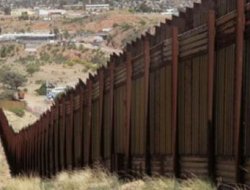 Utanç duvarının çalışmaları durduruldu