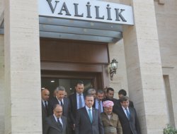 Başbakan Erdoğan Diyarbakır Valiliğini ziyaret etti