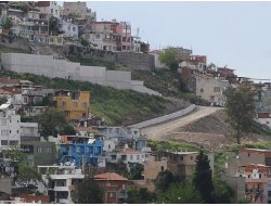 Heyelan Tehlikesine Karşı İstinat Duvarı Yapıldı