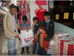 Siirt Mustazaf Der, 280 Yetimi Giydirdi