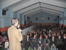 Müslümanların saflarını net olarak belirlemeleri gerek