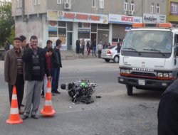 Ergani'de motosiklet kazası: 4 yaralı