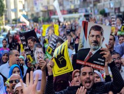 Mısır'da milyonluk gösterilere davet