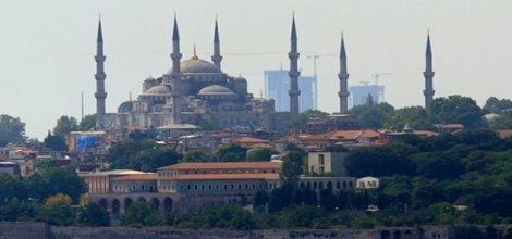 Silueti bozan kuleler için yıkım kararı