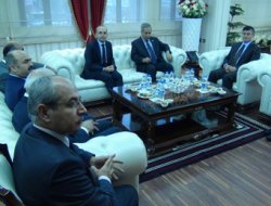 Arınç: "Çözüm süreci Türkiye ve halkımız için büyük bir şanstır"