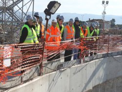 45 dakika süren körfez geçişi 2 dakikaya inecek