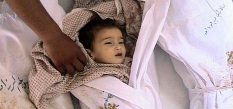 Suriye'de bebekler donarak ölüyor