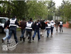 Batman'da 9 Gözaltı