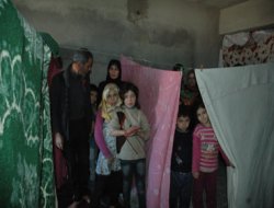 Suriyelilerle birlikte esnaf da mağdur