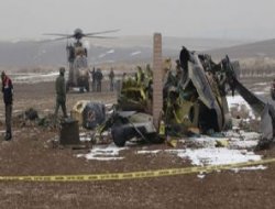 Ankara'da askeri helikopter düştü
