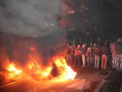 Diyarbakır'da elektrik kesintilerine tepkiler artıyor