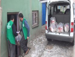 Ergani Kardeş-Der'den gıda yardımı