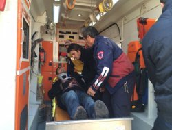 Kaygan zemin kaza getirdi: Bir yaralı