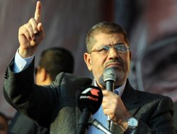 BM Aylar Sonra: Mursi Keyfi Tutuklandı