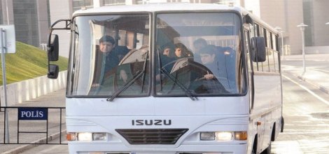 Belediye polise otobüs vermedi!