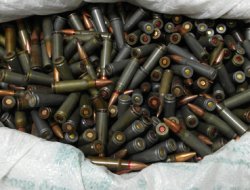 Yol aramasında 6 bin kaleşnikof mermisi ele geçirildi