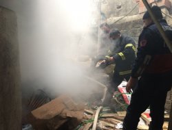 Çay ocağındaki yangın paniğe neden oldu