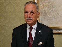 İhsanoğlu'nun adaylığı için başvuru yapıldı
