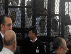 Darbe Karşıtı Göstericilere 2 Yıl Hapis