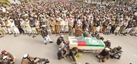 Pakistan’da Sünni Lidere Suikast