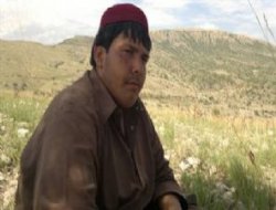 Bin arkadaşını kurtardı