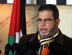 Abbas'a "Müzakereden çekil" çağrısı