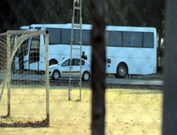 Silah yüklü otobüslerin varış yeri araştırılıyor