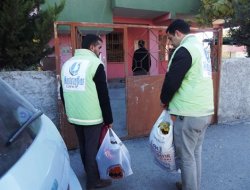 Mustazaflar Cemiyeti Tarsus'ta 250 aileye yardımda bulundu