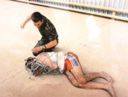 Lahey'de İşkenceci İngilizlere Hesap Sorulacak