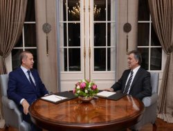 Başbakan Erdoğan da Köşk'e çıktı