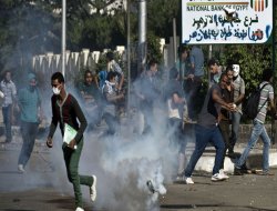 Mısır'da olaylı referandumda 8 ölü