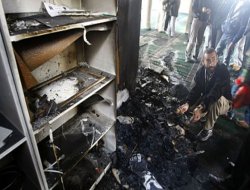 Siyonist Yahudi işgalciler Batı Şeria'da cami yaktı