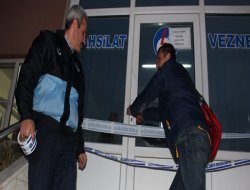 Mardin'de DEDAŞ Belediyenin Elektriğinin Kesti, Belediye DEDAŞ'I Mühürledi!