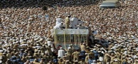 Yas sırasında izdiham: 18 ölü